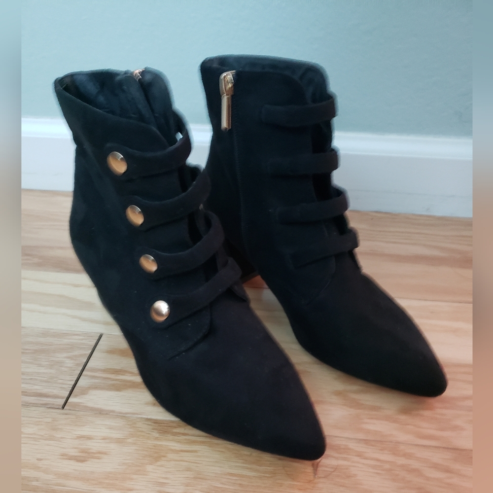 Faux Suede Black Booties w Gold Buttons sz 7